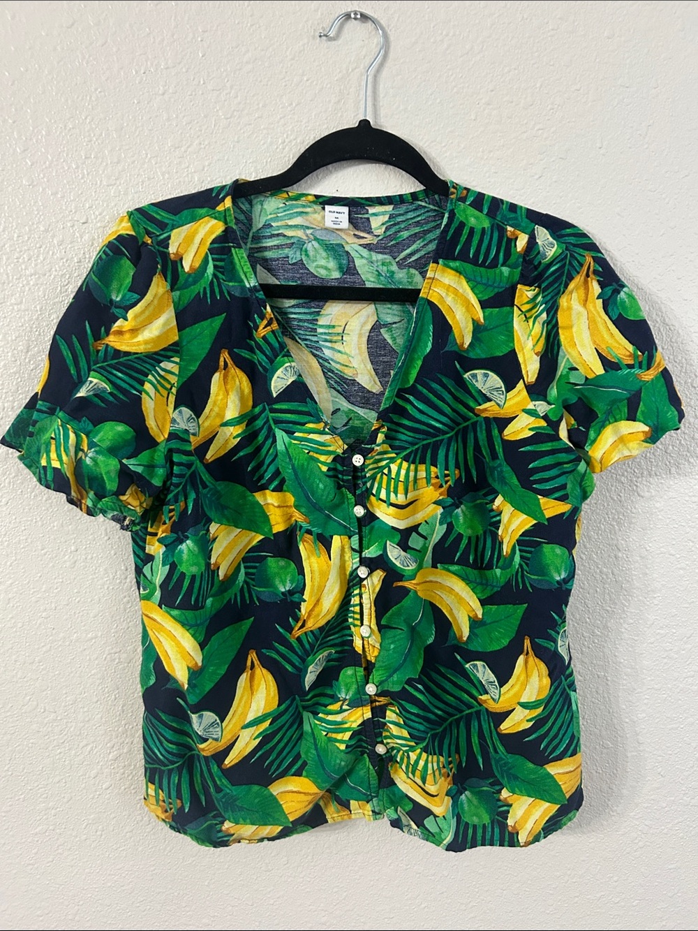 Old Navy Tropical Banana Print Button-Front Women's Top - Navy/Green/Yellow Sz M